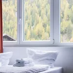 International House Mit Bergblick Zw 1